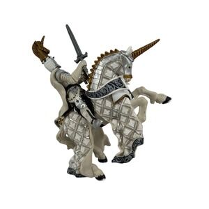 Papo Weapon Master Knight on Unicorn Action Figure Fantasy  Silver White 39915